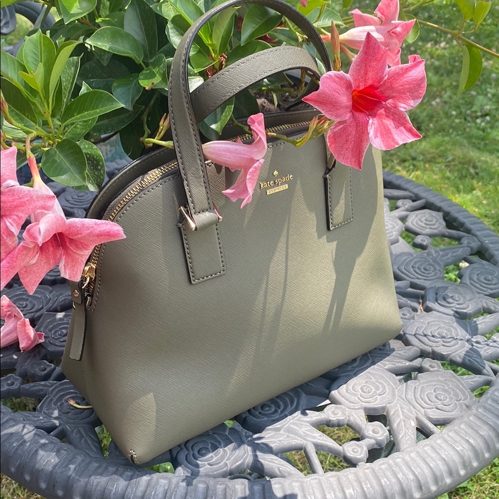 Kate Spade Cameron Street Lottie in Olive 🫒